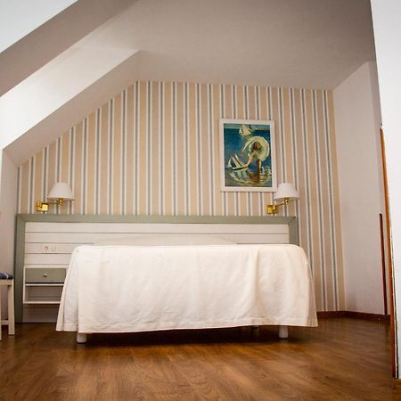 Isabel - Suarez Inclan 38 Hotel กูดีเยโร ภายนอก รูปภาพ