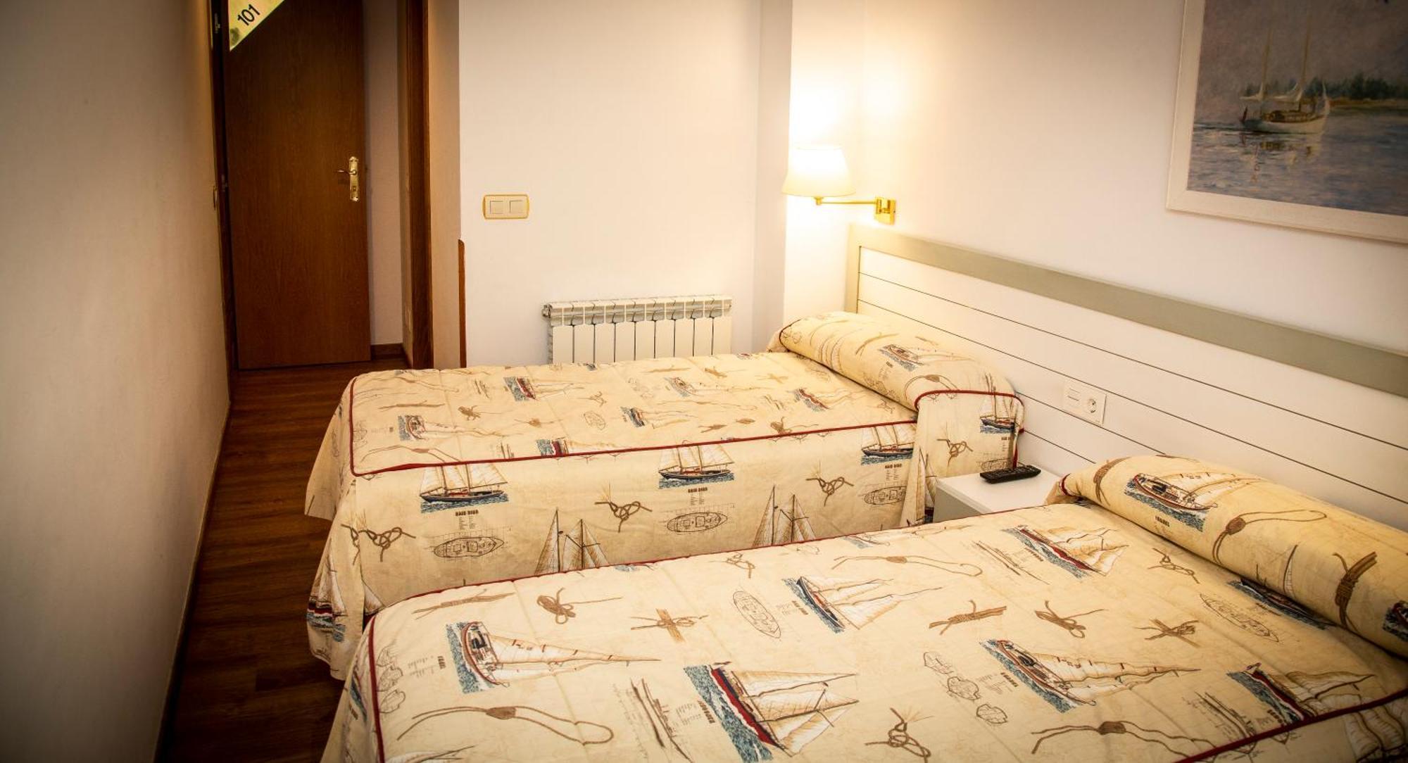 Isabel - Suarez Inclan 38 Hotel กูดีเยโร ห้อง รูปภาพ