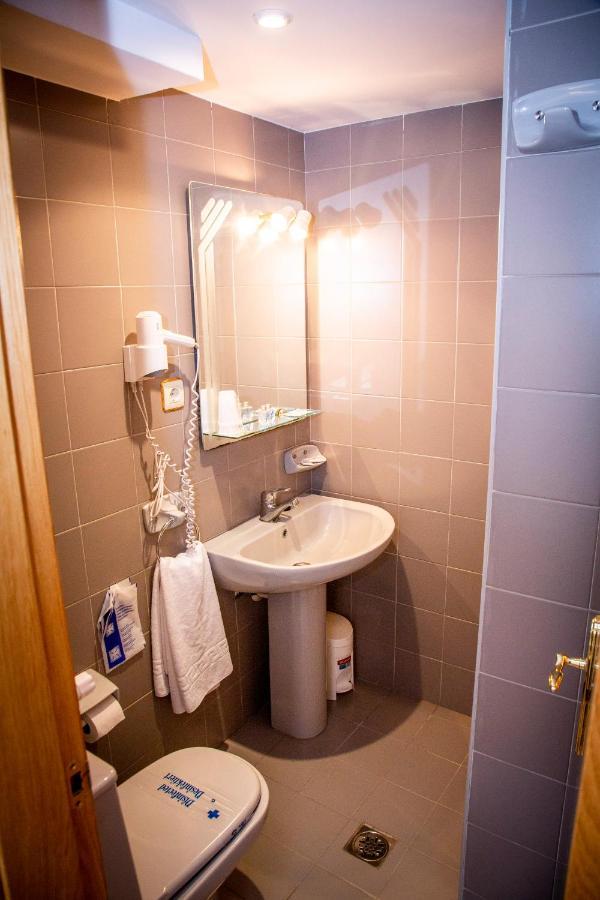 Isabel - Suarez Inclan 38 Hotel กูดีเยโร ภายนอก รูปภาพ